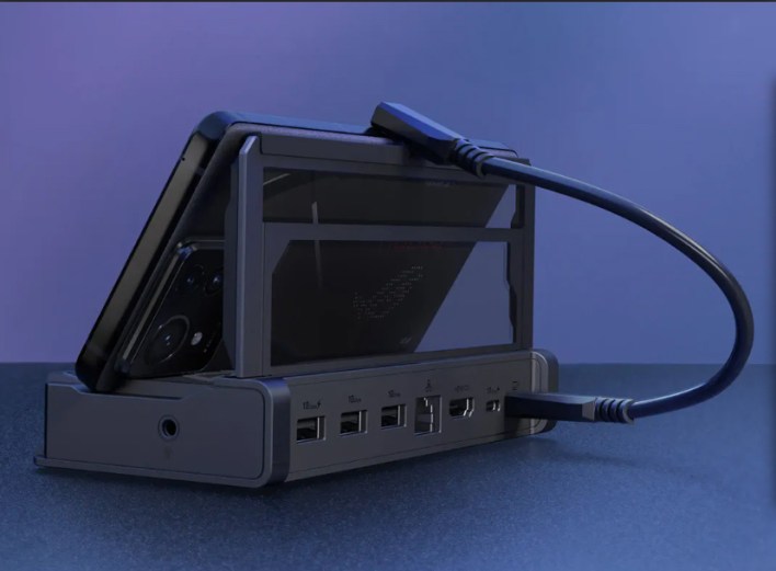ASUS تطلق قاعدة ROG Bulwark Dock الـ 7 في 1 للألعاب والهواتف والحواسب #Computex2025