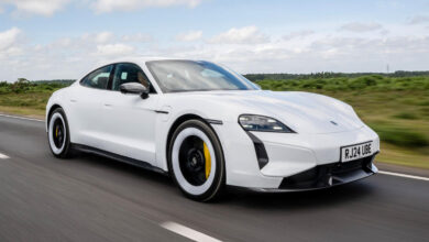 Porsche توقف مبيعات طراز Taycan الكهربائي في بريطانيا نتيجة مخاوف تتعلق بسلامة البطارية