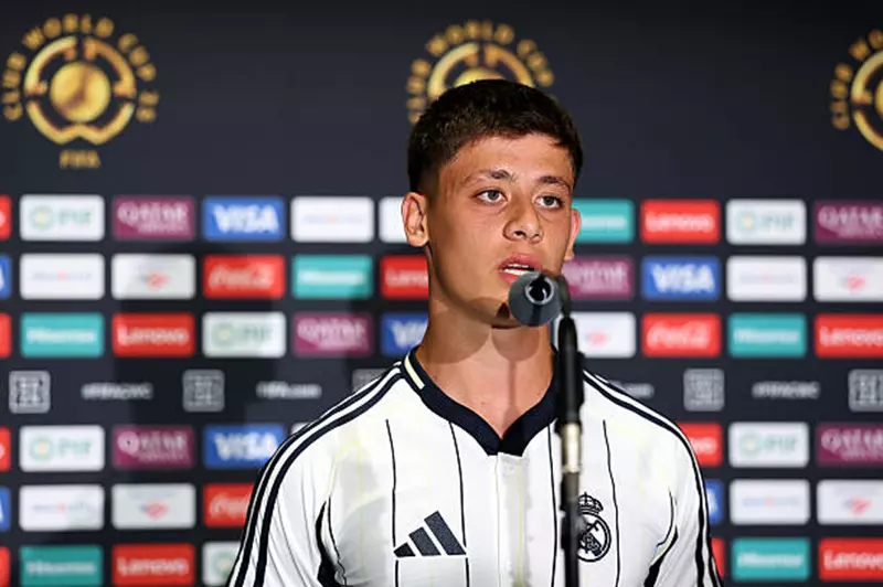 أردا جولر: "قد أفكر في الرحيل إذا لم أضمن المشاركة مع ريال مدريد"