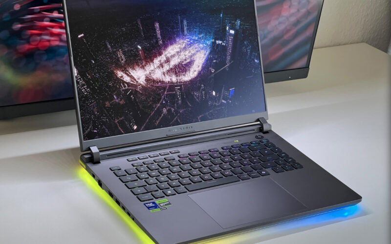 استعراض مميز: حاسوب ASUS ROG Strix G16 بمعالج إنتل من الجيل الرابع عشر وبطاقة جرافيك GeForce RTX 5050