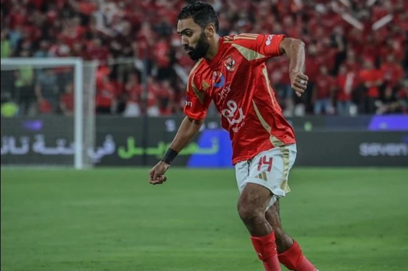 الشحات: رواتب الأهلي متدنية مقارنة بالأندية الأخرى وزيزو يُعتبر 'صفقة القرن'