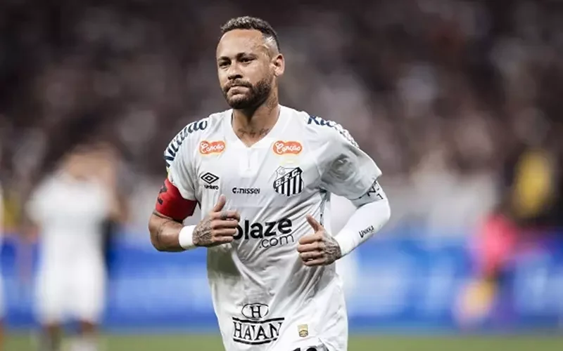 باتشوكا يسعى لضم نيمار قبل مواجهة الأهلي في كأس العالم للأندية