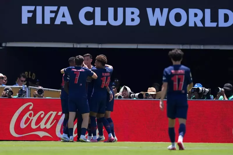 باريس يُظهر عزمًا قويًا بفوز مثير على أتلتيكو في كأس العالم للأندية برباعية مبهرة