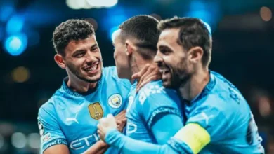 برناردو سيلفا يتصدر القائمة: جوارديولا يعلن عن قادة مانشستر سيتي الجدد