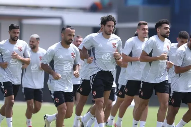 تدريبات الأهلي: محاضرة ريبييرو وتصعيد الأداء الفني والبدني للاعبين