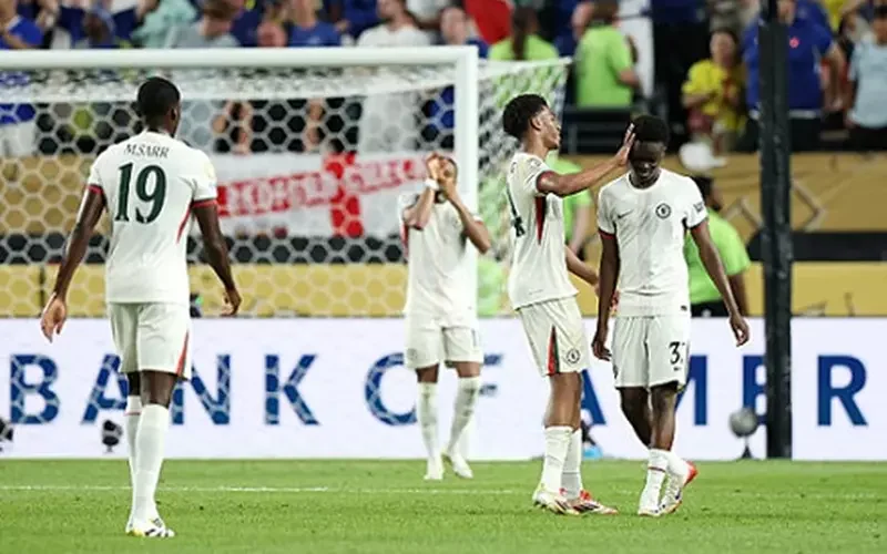 تشيلسي يبرز في الصورة: 10 أندية تضمن مكانها في دور الـ16 لكأس العالم للأندية