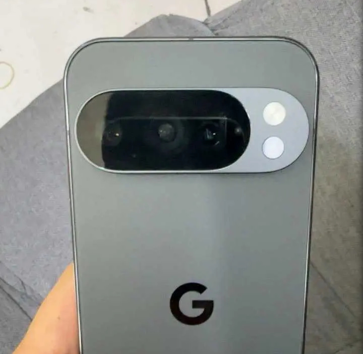 جوجل تؤجل حدث Pixel Superfans مع عرض تشويقي يشوق لظهور هاتف Pixel 10