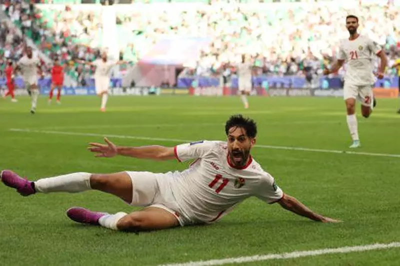 حصريًا: يزن النعيمات يكشف تفاصيل مفاوضات الزمالك وأسباب تراجع الإيمان بالتقوى