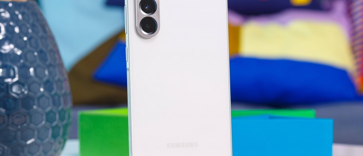 سامسونج تتهيأ لإطلاق Galaxy A56 في أمريكا: منافس بارز في فئة الهواتف المتوسطة