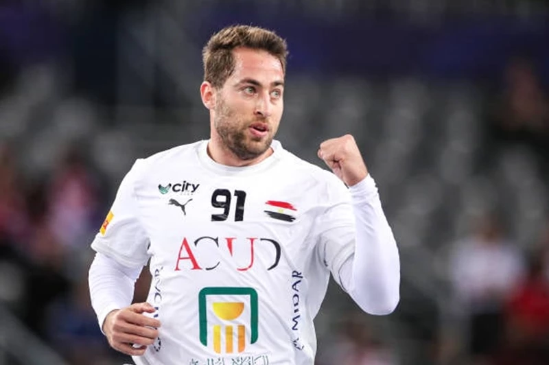 محمد سند يوقع رسمياً مع إيستر الفرنسي بعد نجاح باهر مع نيم
