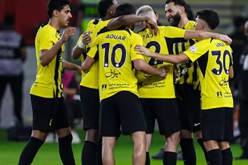 مدافع نادي الاتحاد يسعى لتجديد عقده قريباً